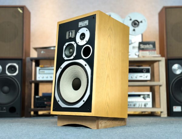 Speakers_pioneer_hpm100_5qtts0723_18