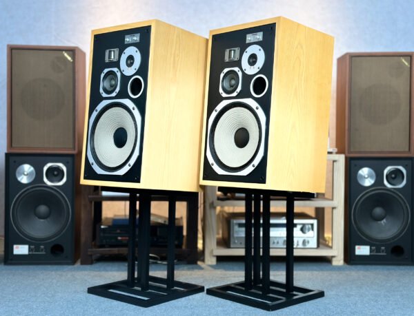 Speakers_pioneer_hpm100_5qtts0723_24