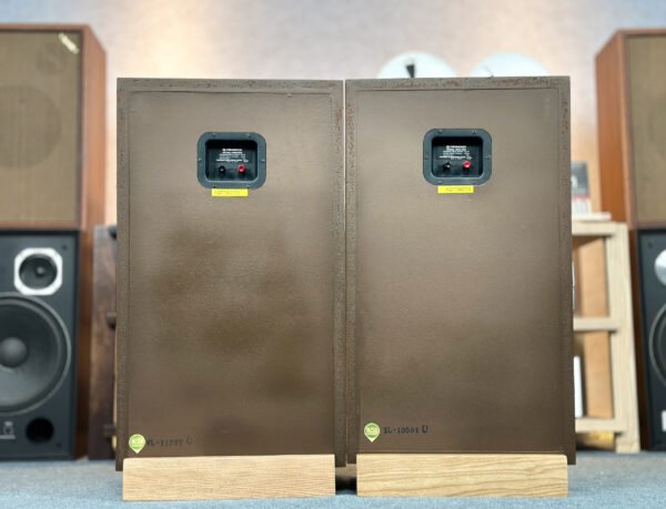 Speakers_pioneer_hpm100_5qtts0723_9