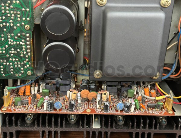 Amplifier_marantz_1152_2qe0062_4