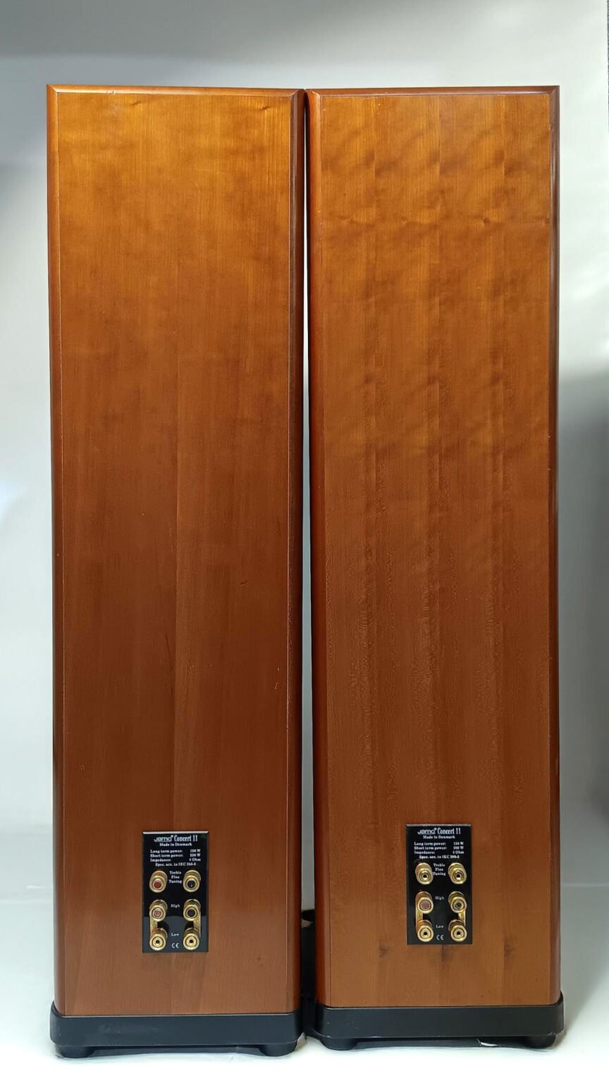 View of [VERY RARE] Jamo Concert 11 Floorstanding Speakers - High-End Danish ...