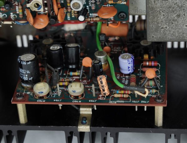 Marantz-2230_5jke4263_15