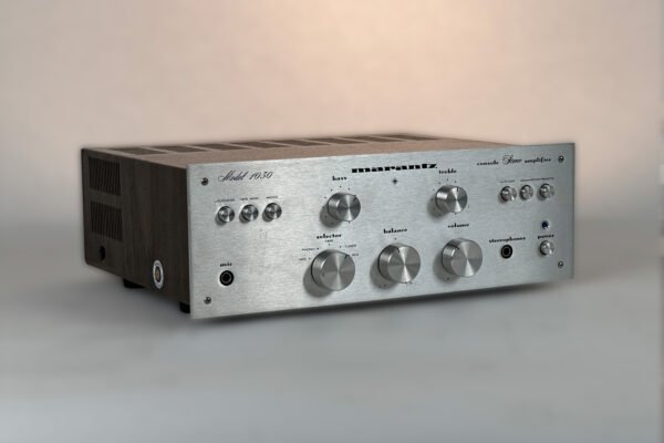 Marantz_1030_amplifier_5qjke4035_
