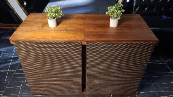 Excellent JBL 4502 WX Pair Of Speakers