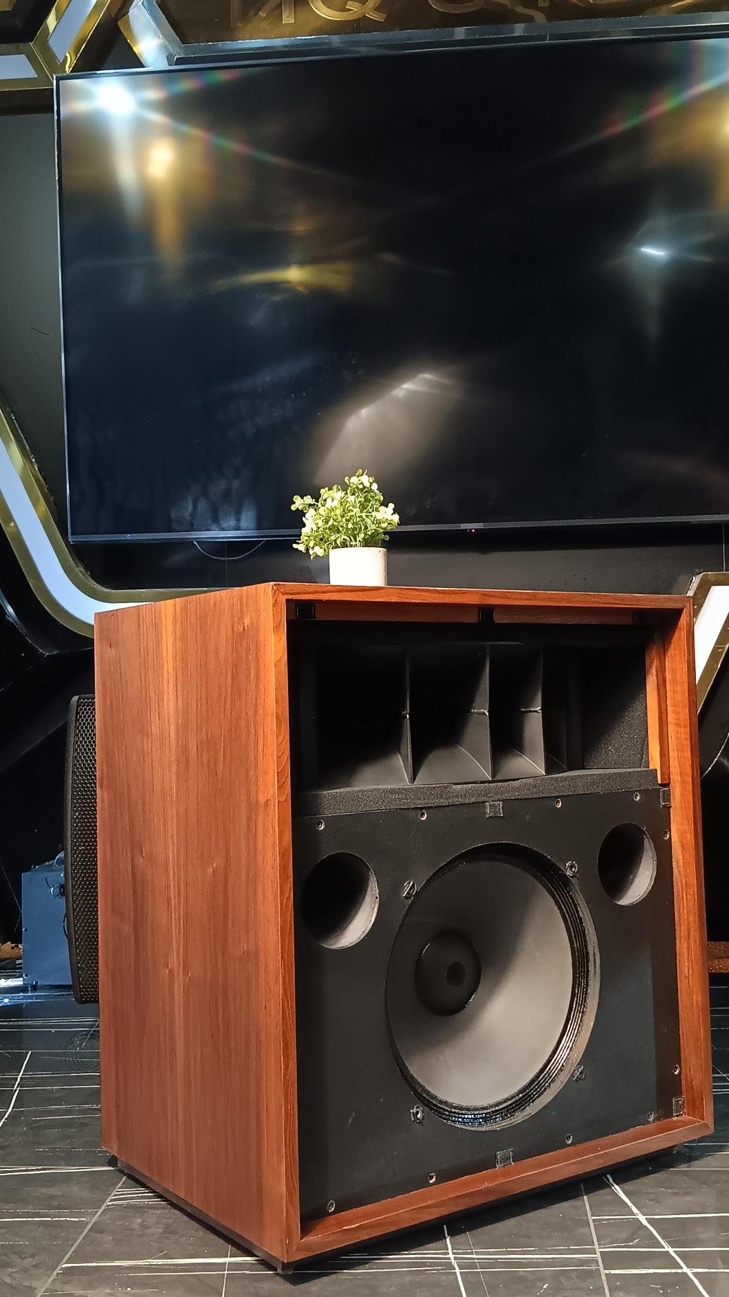 Phương Tiện Truyền Thông (10) Phương Tiện Truyền Thông (10)