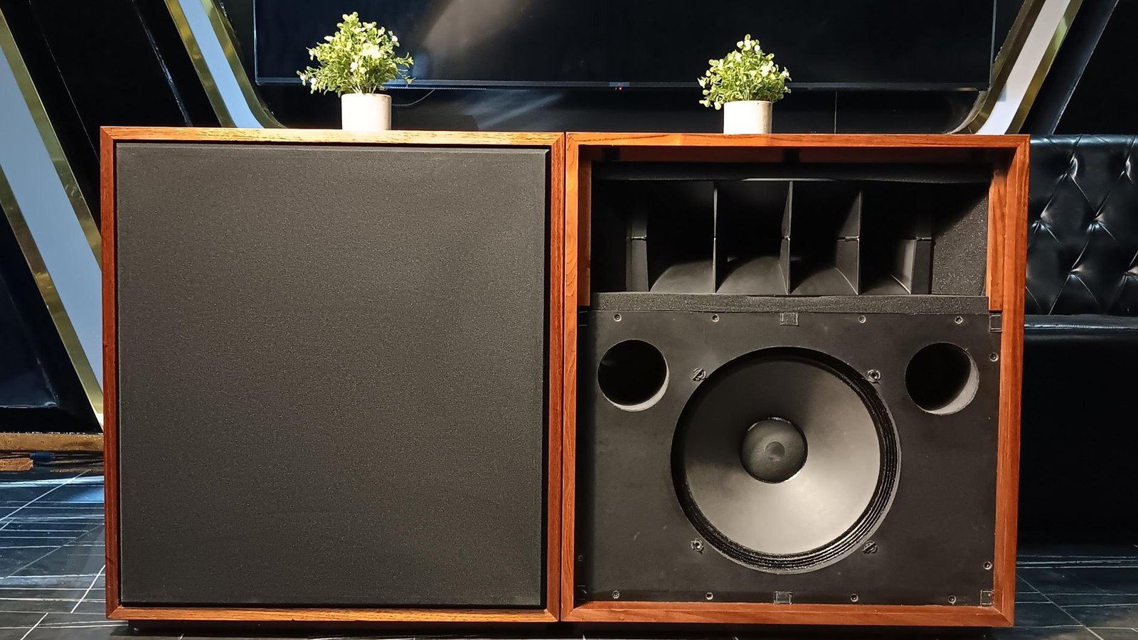 Phương Tiện Truyền Thông (11) Phương Tiện Truyền Thông (11)