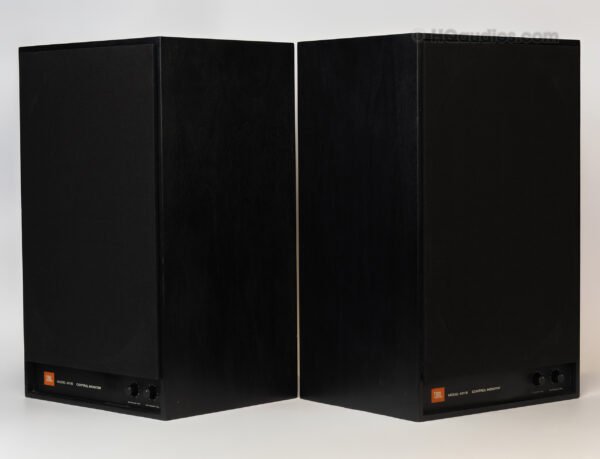 1thlc0516_jbl 4311b Speakers (9)