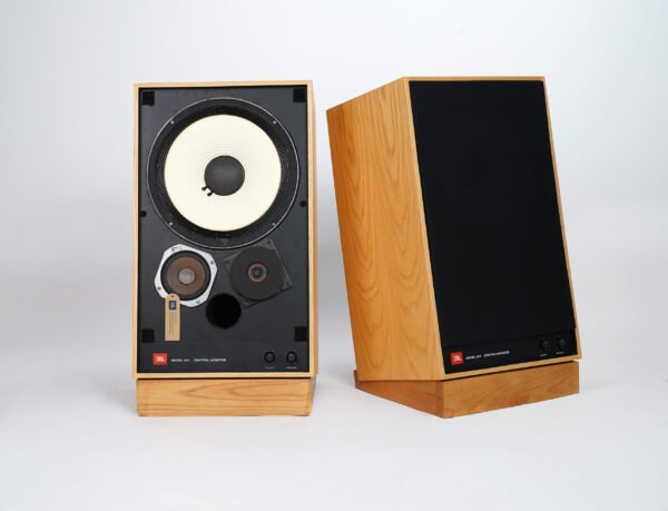 Jbl 4311_dqs1552_thuml