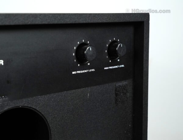 Jbl_4312a_speakers_2qe0083_10