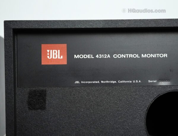 Jbl_4312a_speakers_2qe0083_11