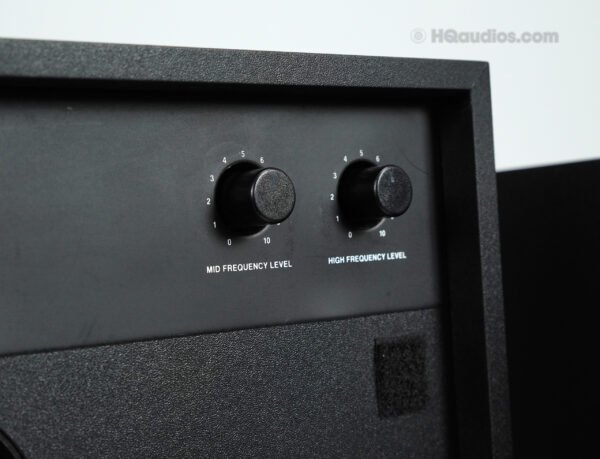 Jbl_4312a_speakers_2qe0083_14