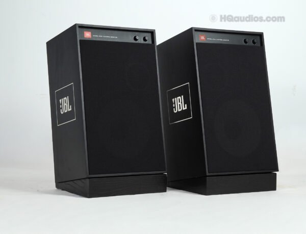 Jbl_4312a_speakers_2qe0083_17