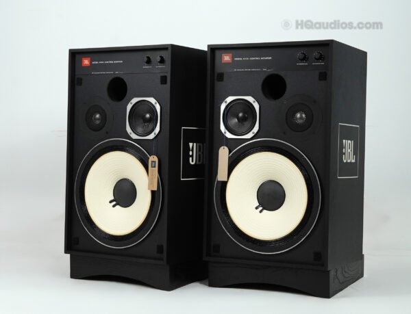 Jbl_4312a_speakers_2qe0083_23