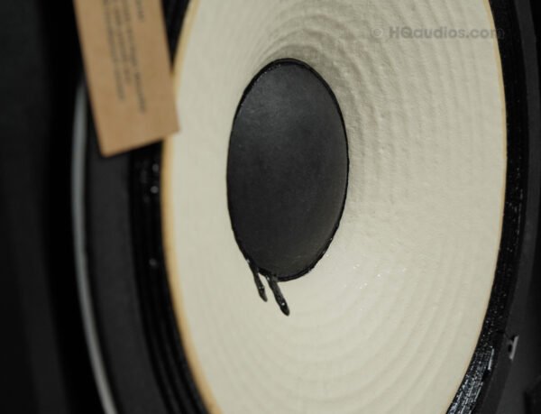 Jbl_4312a_speakers_2qe0083_7