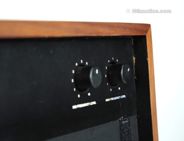 Jbl_4312a_speakers_2qe0084_17