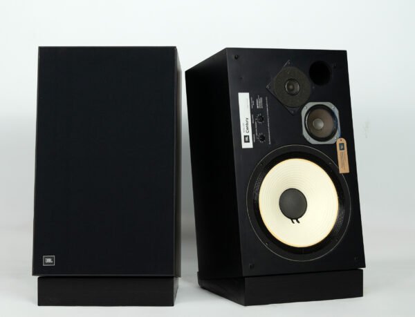 Jbl_l100 Century_speakers_1tosh0040_thuml 1