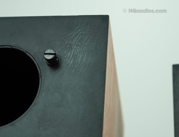 Jbl_l100century_speakers_5dqs1590_12