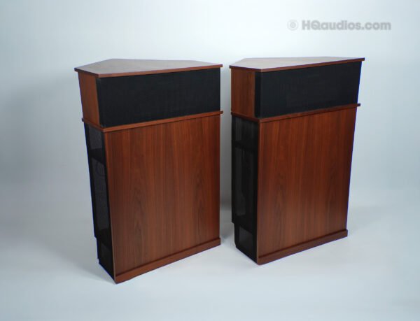 Klipsch_horn_speakers_2cc0005_13