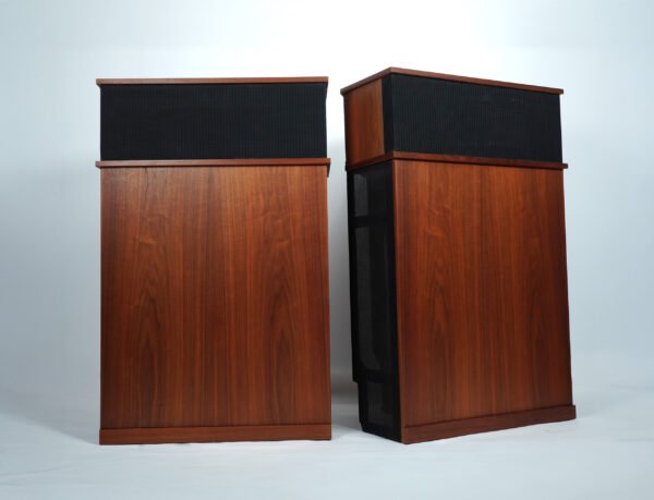 Klipsch_horn_speakers_2cc0005_thuml
