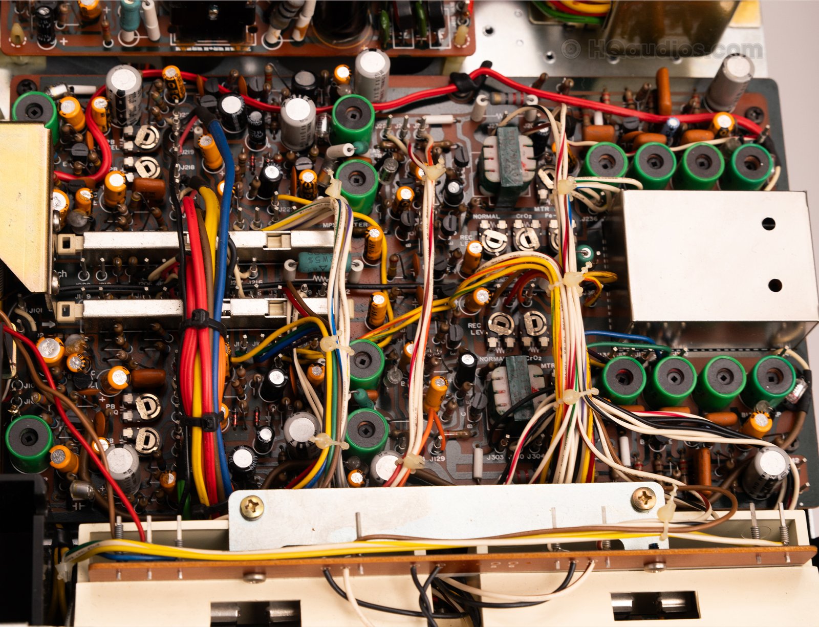 Marantz 5020 - 1thlc0630m-v_28 Marantz 5020 - 1thlc0630m-v_28