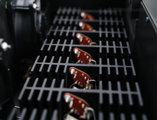 Mcintosh Mc2500_2to0025_34