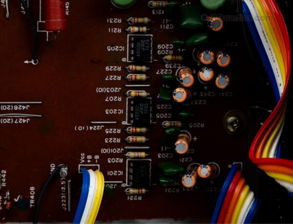 Realistic Equalizer-ade0009_4