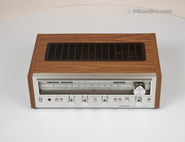 1thsh0035_pioneer_680_receiver_1