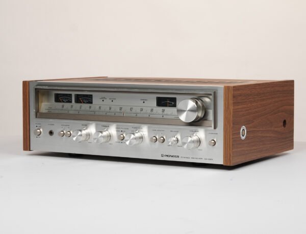 1thsh0035_pioneer_680_receiver_thuml