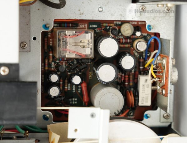 1thsh0157_marantz_2270_28