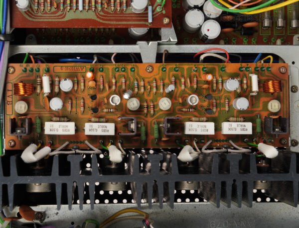 1tolc0250_pioneer_sa-8800_20