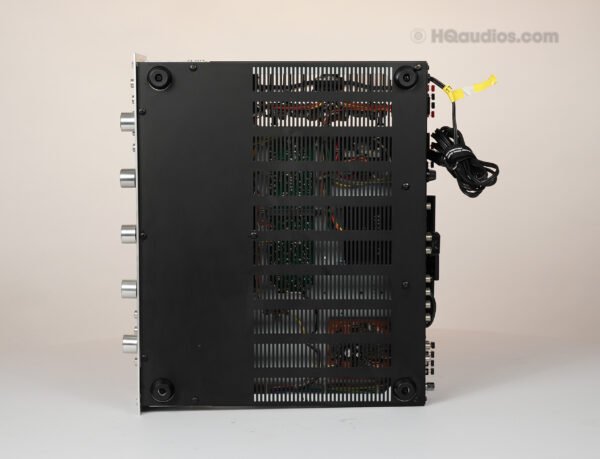 1trsh0127_marantz_2235b_13