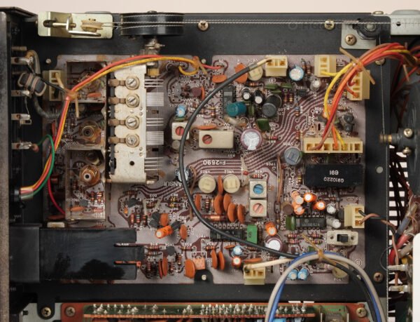 2qe0091_sansui_690_receiver_19