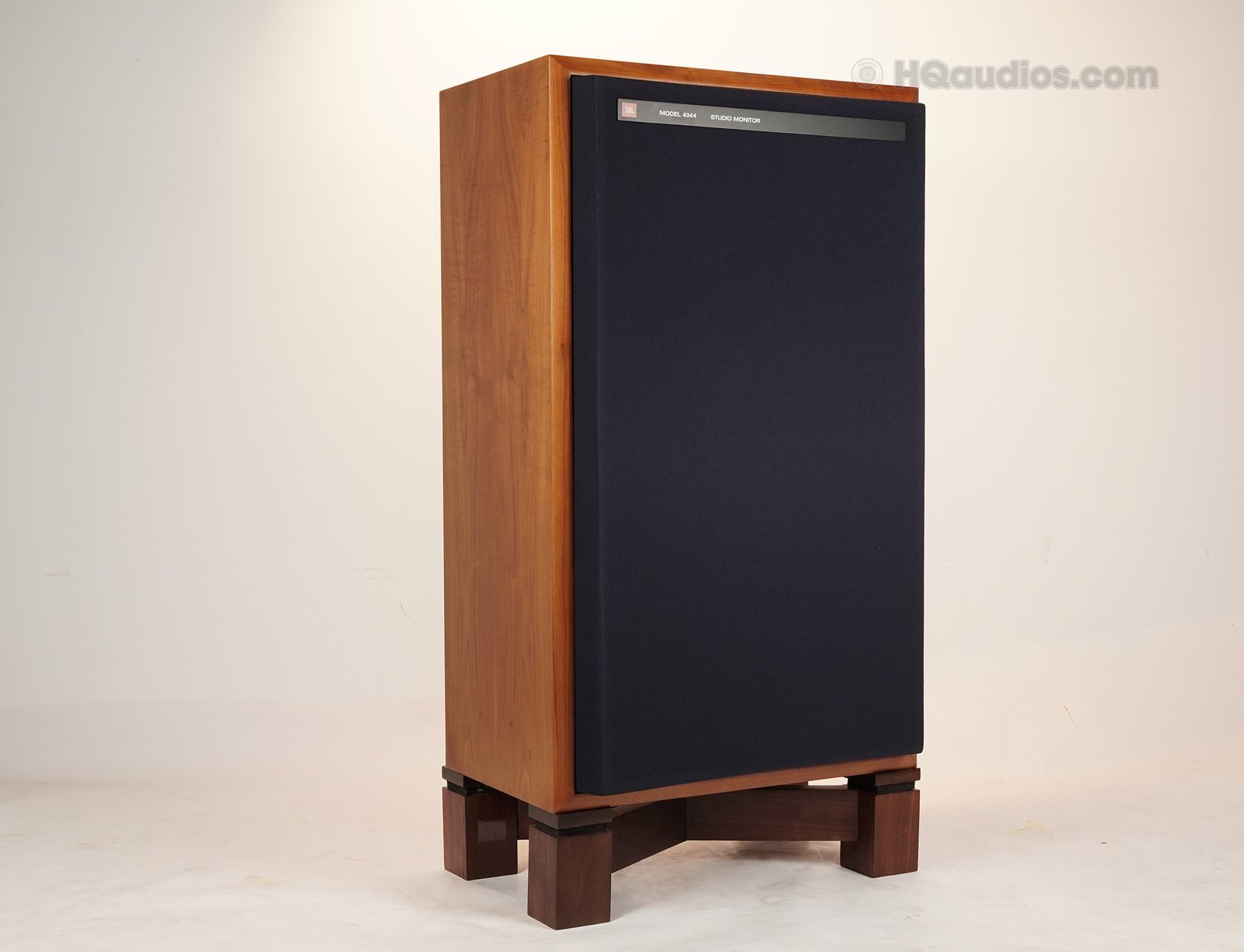 2to0030_jbl_4344_10 2to0030_jbl_4344_10