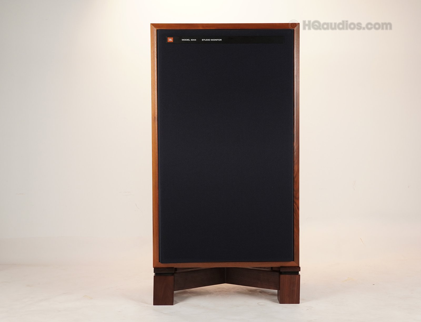 2to0030_jbl_4344_11 2to0030_jbl_4344_11