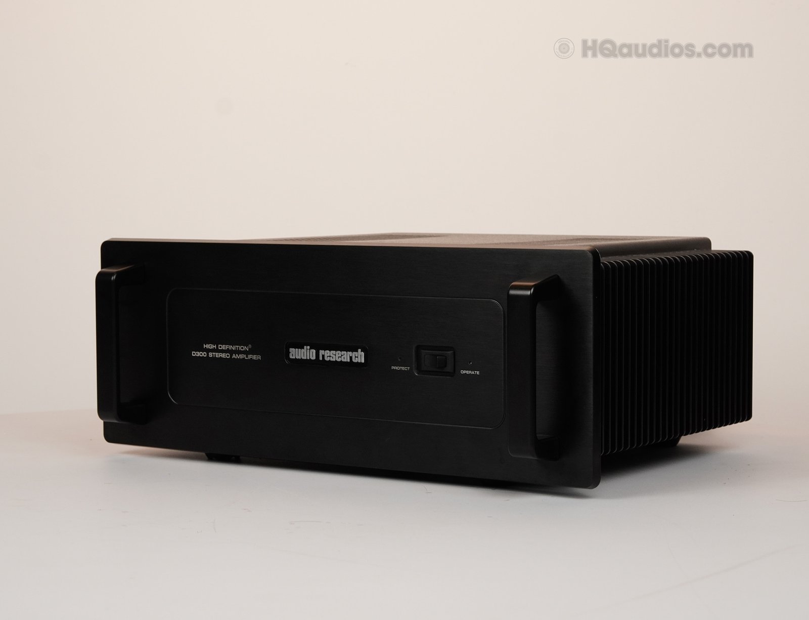 51selc0001_audio-research_d300_7 51selc0001_audio-research_d300_7