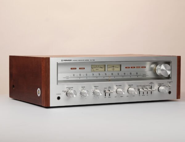5dqe1459_pioneer_sx-750_receiver_thuml