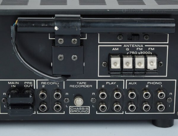 5tte0370_marantz-2270_25