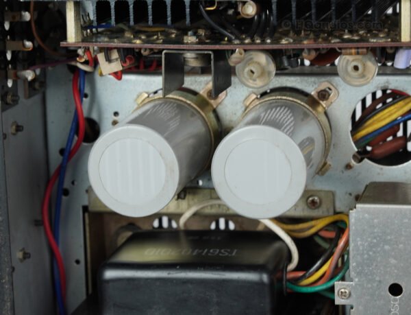 5tte0370_marantz-2270_30