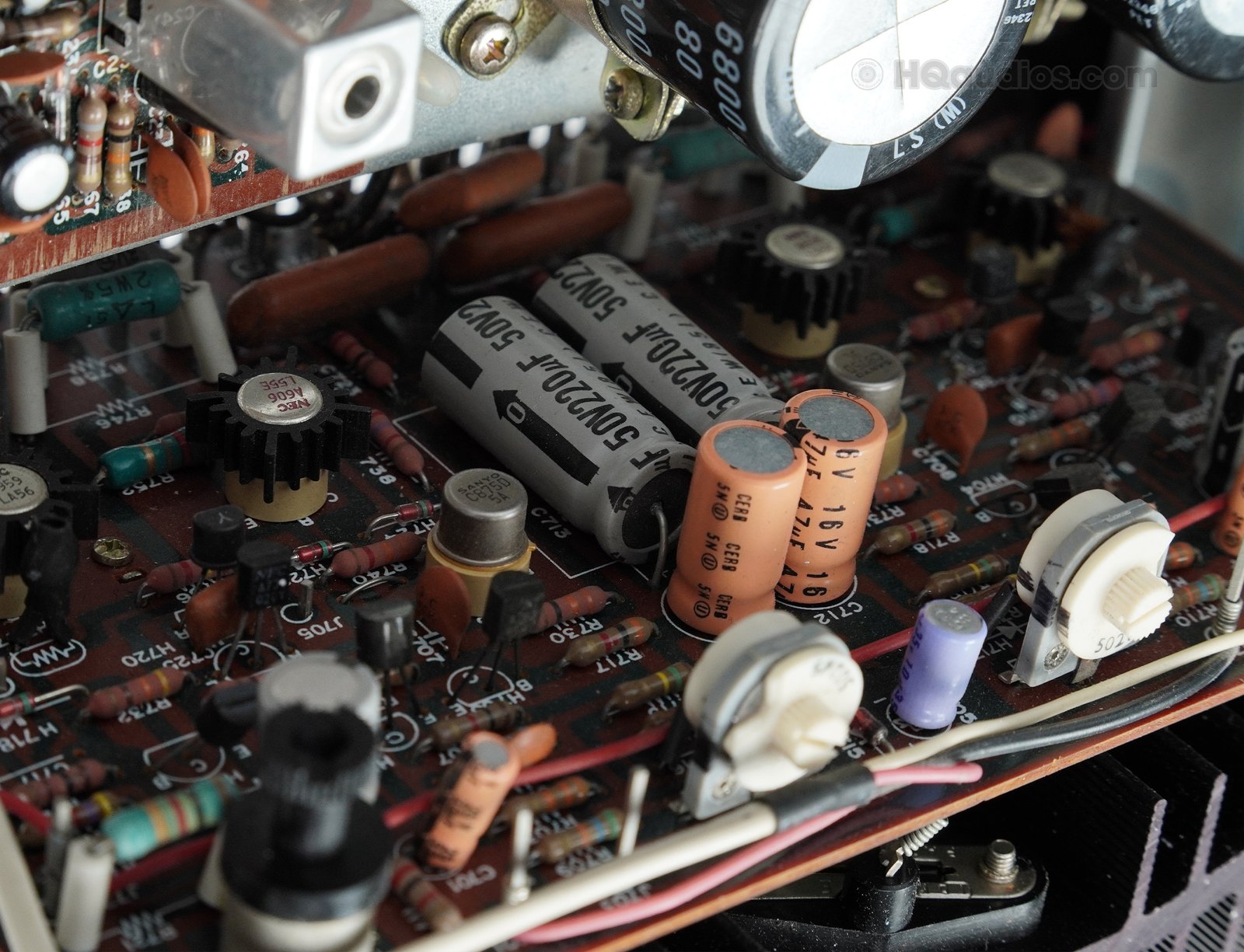 Marantz_2235b_receiver_1trsh0005_20 Marantz_2235b_receiver_1trsh0005_20