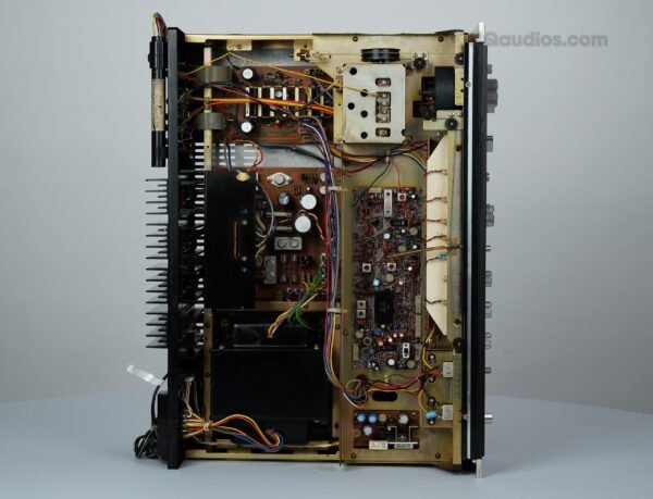 Sansui_9090db_receiver_1tolc1131_1