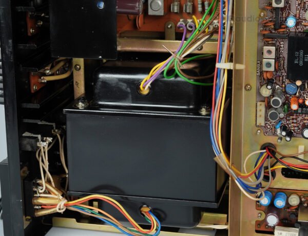 Sansui_9090db_receiver_1tolc1131_20