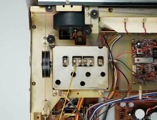 Sansui_9090db_receiver_1tolc1131_23