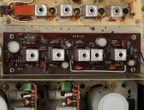 Tue0061_sansui_5000a_25