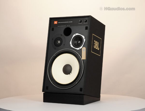 2qe0105_jbl_4312mkii_3