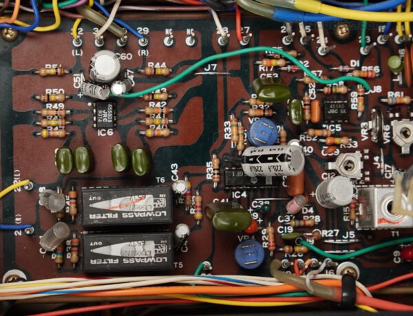 5jke4367_kenwood_kr-9600 Red_