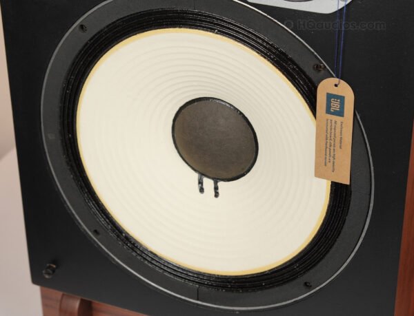 2qe0108_jbl_l100 Black _30