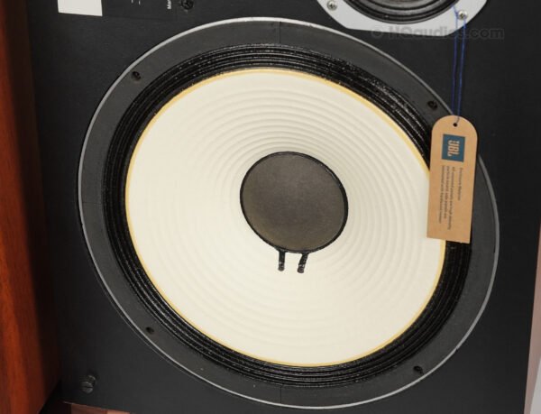 2qe0108_jbl_l100 Black _31