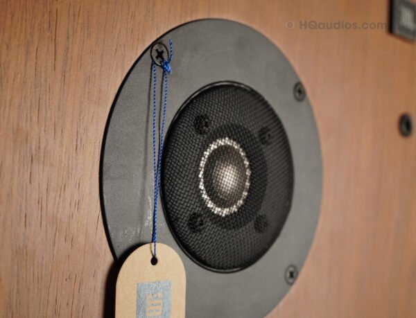 5dqs1526_jbl_l100t_20