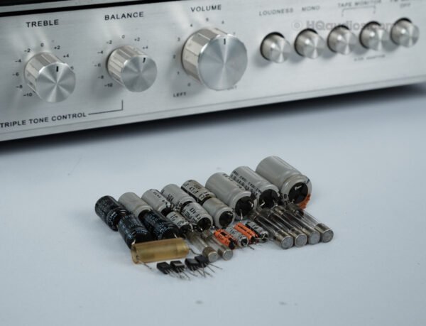 5qjke3857_sansui_8010_2