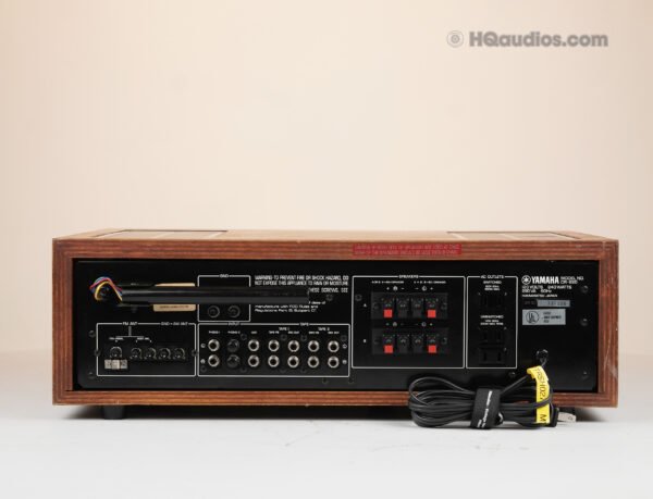 1trsh0279_yamaha_cr820_10